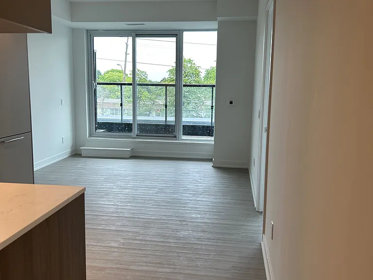 8188 Yonge St #315 — Photo 2