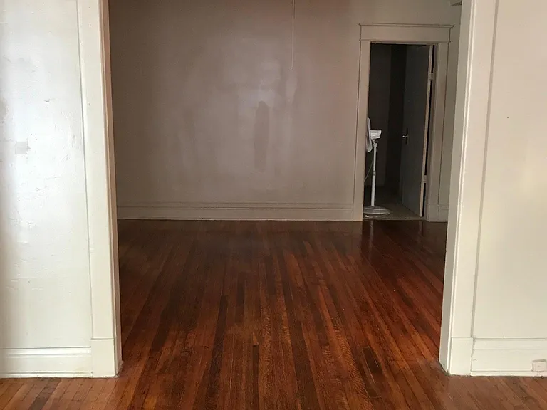 3604 E 58th St — Photo 9