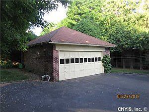 2nd image of 904 Milton Ave