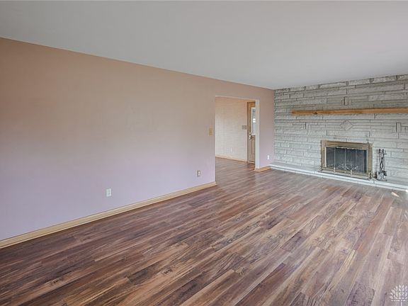 4th image of 255 S Bird Rd