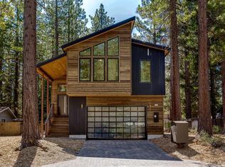 1032 Golden Bear Trl, South Lake Tahoe, CA 96150