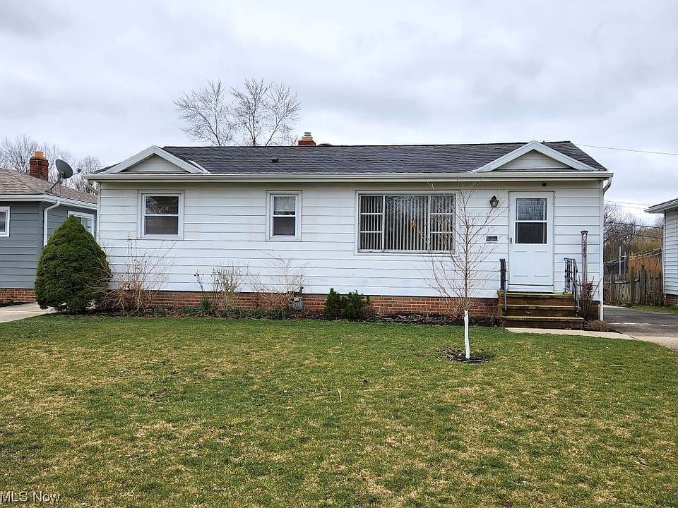 1st image of 260 Deborah Ln