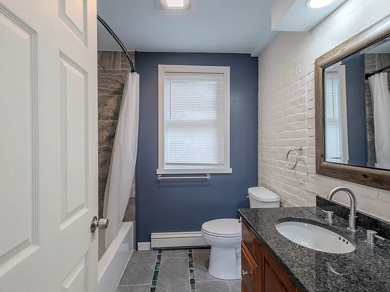 53 Berkley St #B — Photo 20