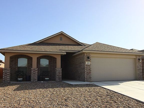 Monique floor plan exterior