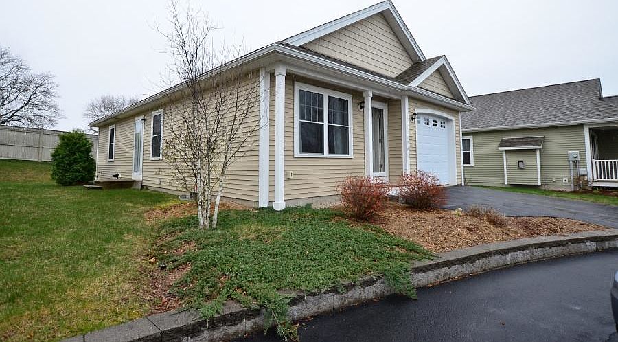 1st image of 11 Stinson Drive