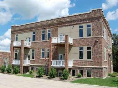251 Vine St UNIT 111, Riverside, IA, 52327