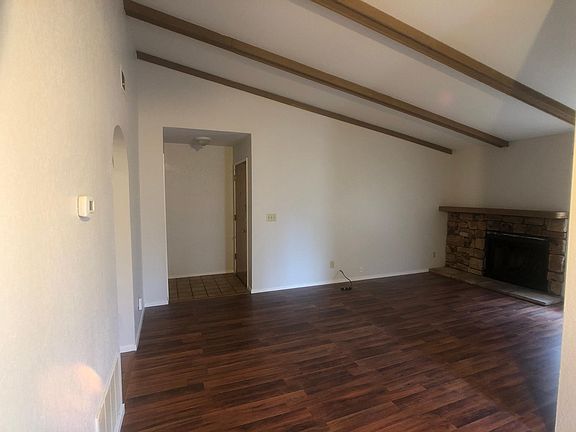 4th image of 5333 Primrose Dr APT 4B