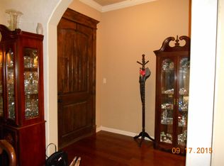 802 Woodridge Cir, Longview, TX 75601