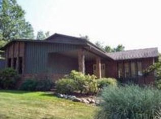 1454 Berkshire Rd, Stow, OH 44224