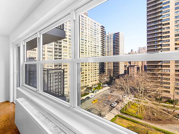 3rd image of 150 W End Ave APT 9D
