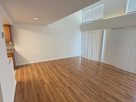 5th image of 5485 Harpers Farm Rd #L5-27