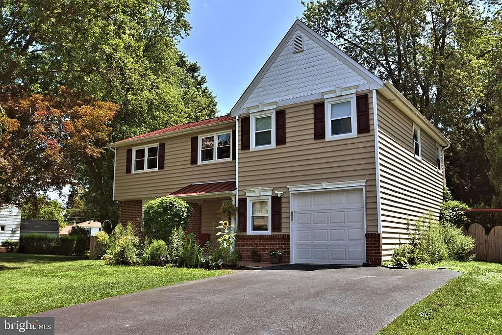 19 Crestland Ter photo 1