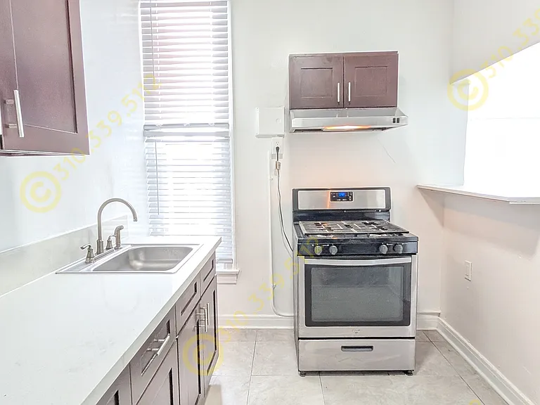 306 S Berendo St #205 — Photo 12