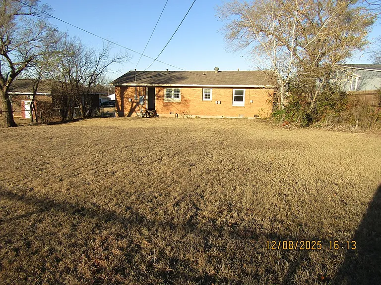 3428 NW Lincoln Ave — Photo 15