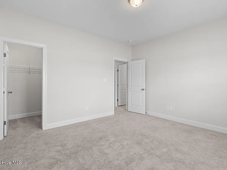 540 Appalachian Trl N — Photo 23