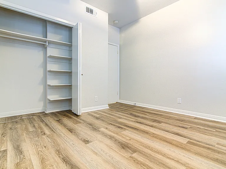 311 W Mary St #A — Photo 9