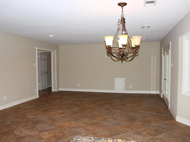 10301 Ivyridge Rd — Photo 12