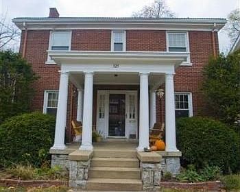 1st image of 325 Aylesford Pl