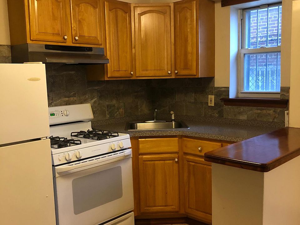 1st image of 4702 Avenue J