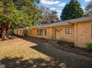 292 Chenocetah Dr, Cornelia, GA 30531