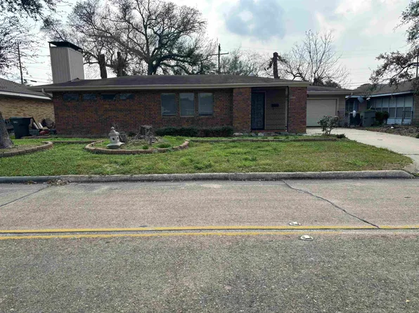 3425 Memorial Blvd, Port Arthur, TX 77640