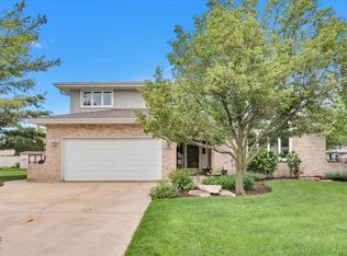 18905 Meadowview Dr, Mokena, IL 60448