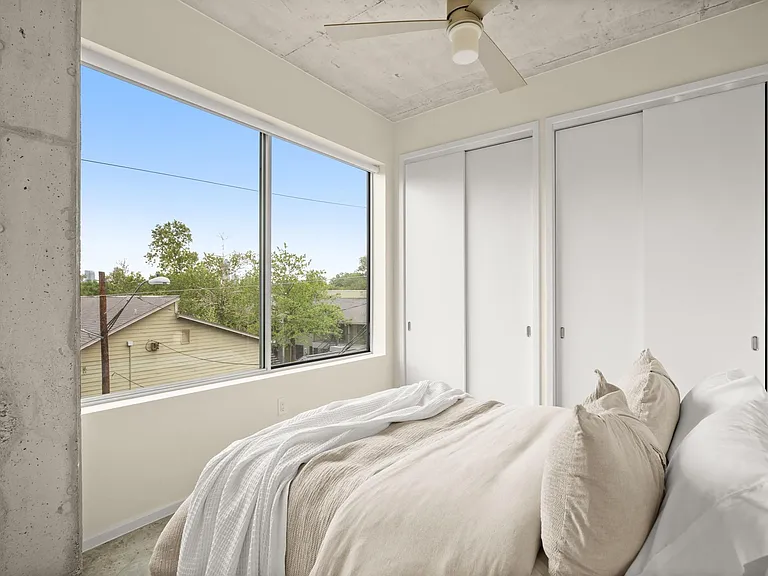 2301 S 5th St #32 — Photo 17