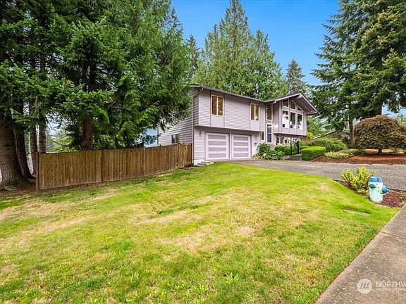 3rd image of 23105 46th Avenue W