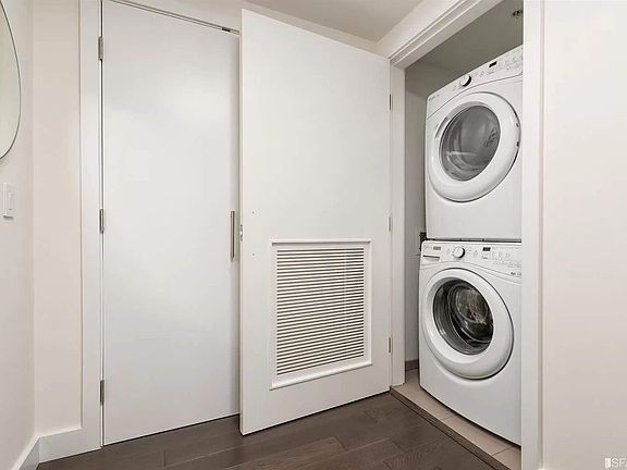 5th image of 708 Long Bridge St APT 406