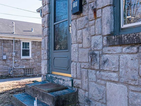 3rd image of 118 Burnett Ave