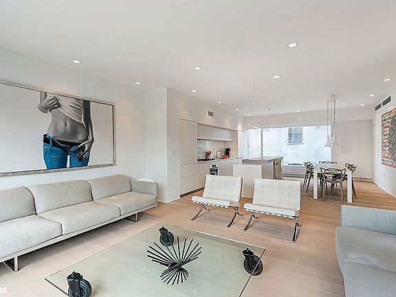 4th image of 459 W 18th St #6