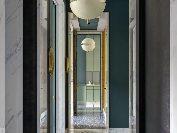 50 Central Park West image 11 of 36