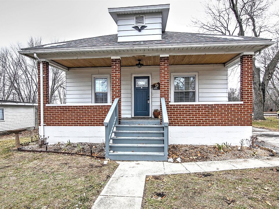 1st image of 326 Franklin St