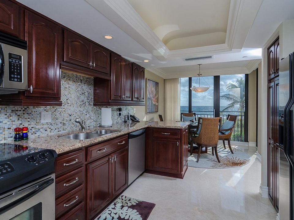 2nd image of 1800 S Ocean Blvd #22