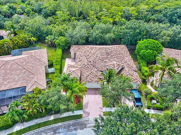 2nd image of 2484 Sandy Cay