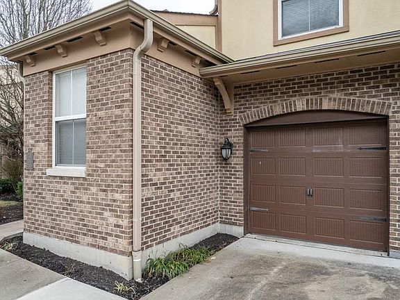4th image of 2315 Rolling Hills Dr