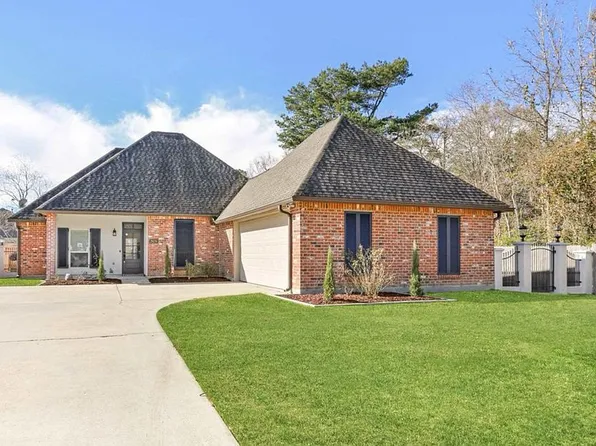 29291 S Redwood Dr, Denham Springs, LA 70726