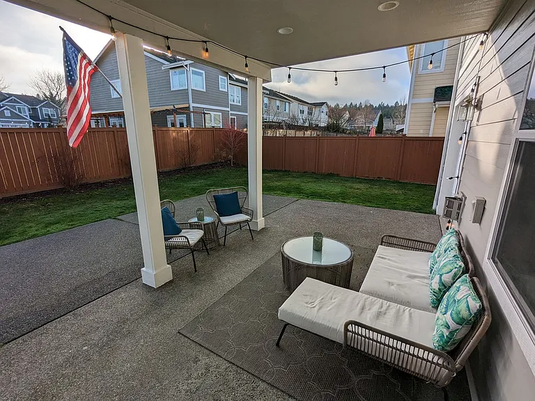 7758 McKinley Loop NE — Photo 32