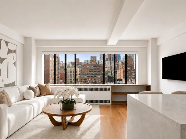 117 East 37th Street image 1 of 12