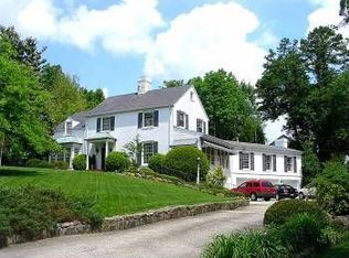 9713 Horton Ave, Urbandale, IA 50322