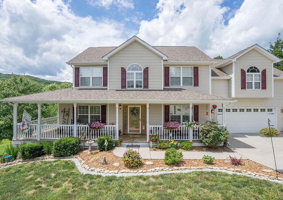1st image of 122 Settlers Dr