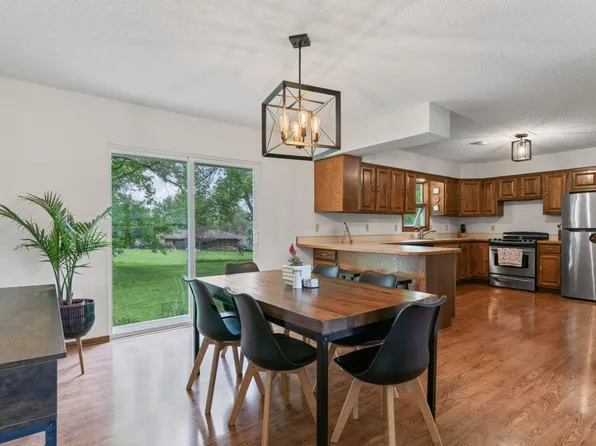 1719 Buckingham Path, Faribault, MN 55021