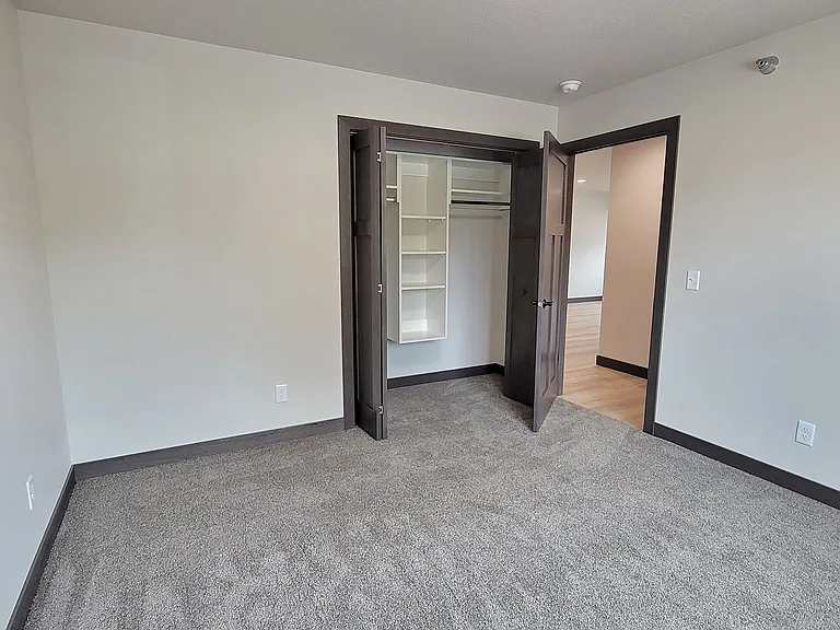 629 11th Avenue Apartments — Photo 23