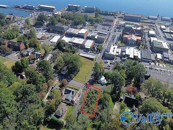 3rd image of 2195 Taylor St