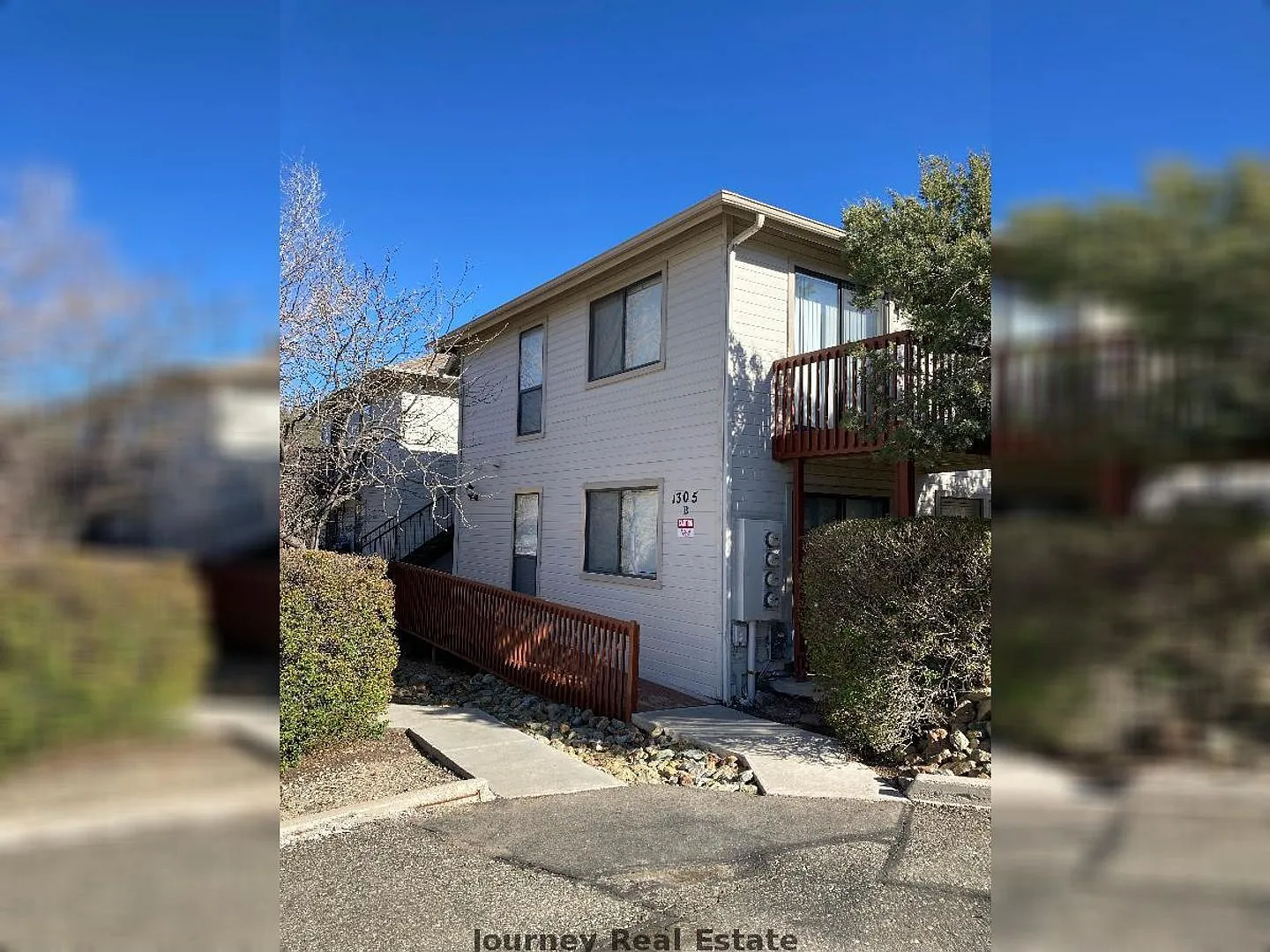 1305 Moore Pl. — Photo 1