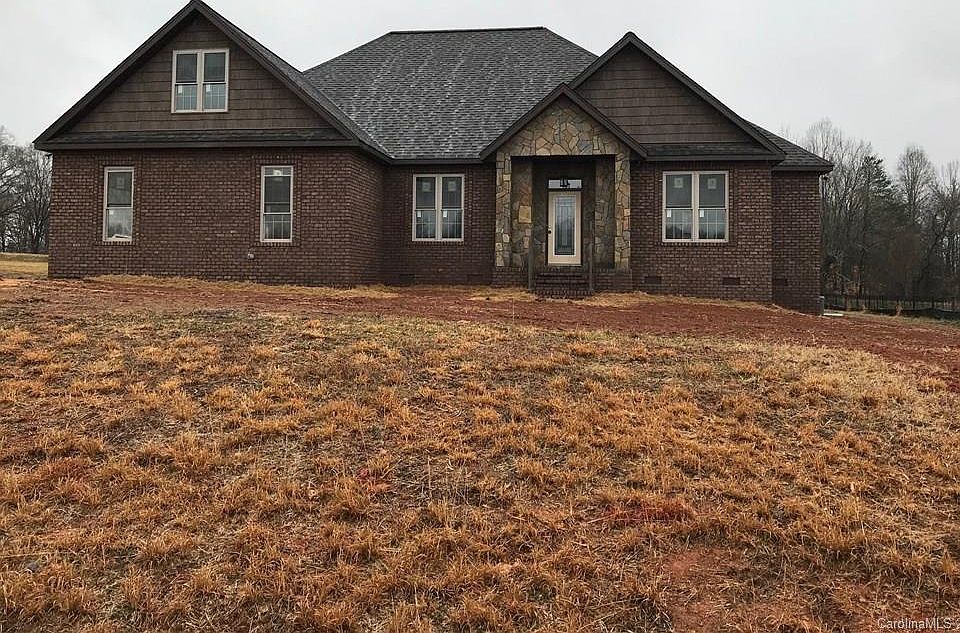 1st image of 143 Carters Farm Dr #46