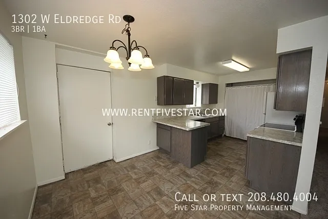 1302 W Eldredge Rd — Photo 4