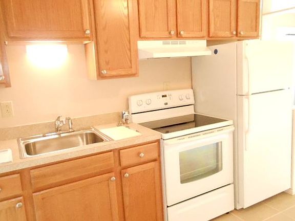 5th image of 33263 Vine St APT 14