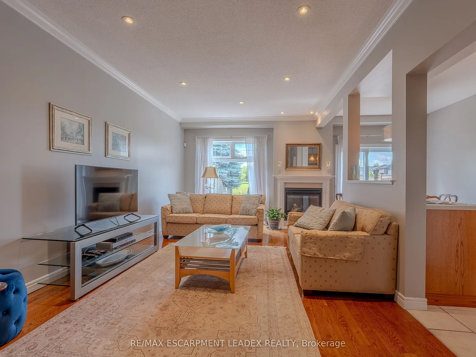 3 bed, $3,100 — Photo 4