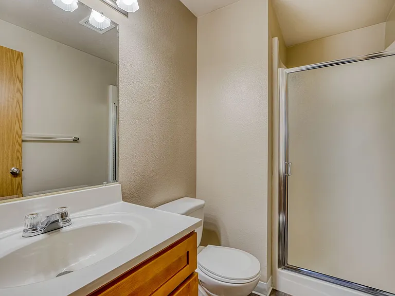 Alta Apartments — Photo 15